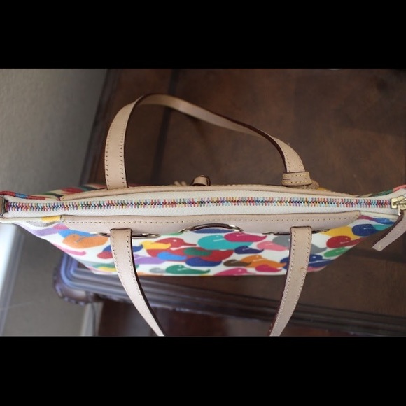 Dooney & Bourke Duck Print Purse - Picture 4 of 7